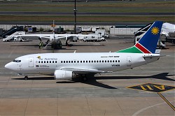 2477_B737_V5-NDI_Air_Namibia.jpg