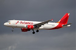 50_A320_N763AV_Avianca_1400.jpg