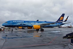 6226_B757_TF-FIR_Icelandair_80_years.jpg