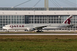 6733_B777_A7-BAL_Qatar.jpg