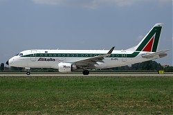 8234_ERJ170_EI-DFL_Alitalia.jpg