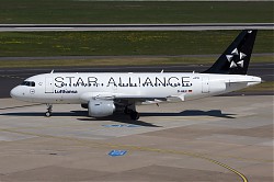 9554_A319_D-AILF_Lufthanse_Star_Aliance.jpg