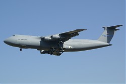 USA_Air_Force_Lockheed_C-5B_Galaxy_87-0041.jpg