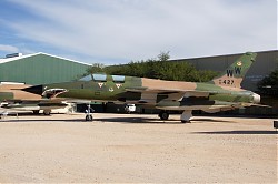 197_F-105G_Thunderchief_62-4427_Pima.jpg