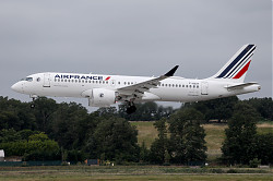 3778_A220_F-HZUY_Air_France_1400.jpg