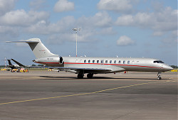 5935_BD700_7500_9H-VIH_Vistajet_1400.jpg