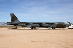60_B-52G_58-0183_USAF.jpg