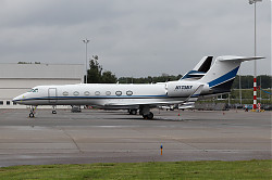 6676_Gulfstream_G550_N173NY_BLF_Aircraft_Holdings_1400.jpg
