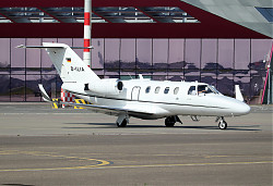 7200_Citation_525CJ1_D-ILIA_Fly-point_Haufe_1400.jpg