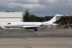 7902_BD700_5500_N120QS_Netjets_1400.jpg