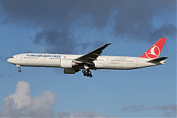 9382_B777_TC-JJK_Turkish_1400.jpg