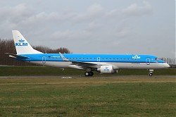 9709_EMB190_PH-EXA_KLM.jpg