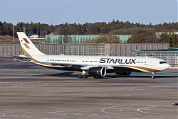 9960_A330N_B-58301_Starlux_1400.jpg