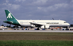 V1_A320_XA-RKA_Mexicana_1400_II.jpg